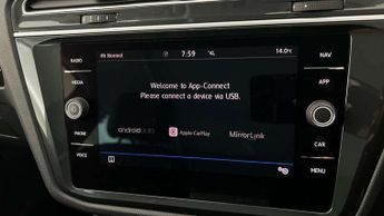 Volkswagen Tiguan 2.0 TSi 180 4Motion SEL 5dr DSG
