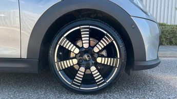 MINI Hatchback 1.5 Cooper Exclusive 3dr Auto