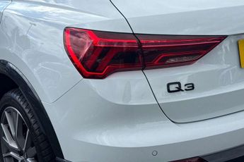 Audi Q3 35 TFSI Black Edition 5dr S Tronic [20" Alloy]