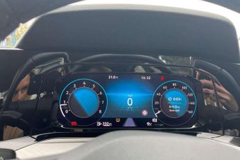 Volkswagen Golf 1.5 TSI Life 5dr
