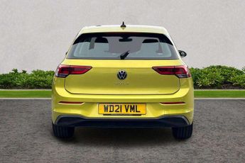Volkswagen Golf 1.5 TSI Life 5dr