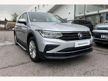 Volkswagen Tiguan 1.5 TSI 5dr