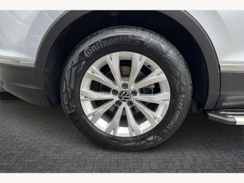 Volkswagen Tiguan 1.5 TSI 5dr
