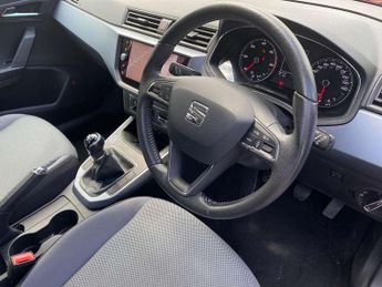 SEAT Arona 1.6 TDI 115 SE Technology Lux 5dr