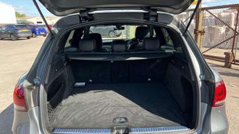 Mercedes-Benz GLC GLC 220d 4Matic AMG Line 5dr 9G-Tronic