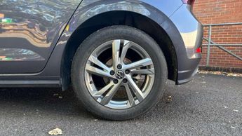 Volkswagen Polo 1.0 TSI 115 R-Line 5dr DSG