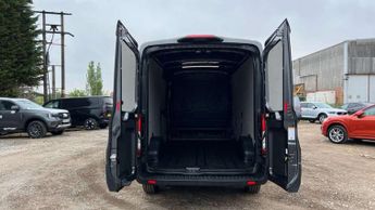 Ford Transit 2.0 EcoBlue 165ps H2 Limited Van Auto [Nav]