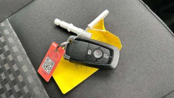 Ford Transit 2.0 EcoBlue 165ps H2 Limited Van Auto [Nav]