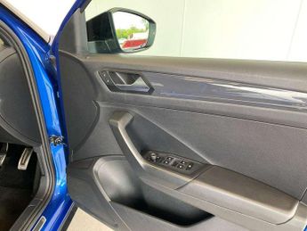 Volkswagen T-Roc 1.5 TSI EVO R-Line 5dr