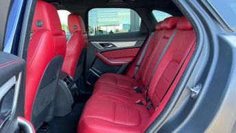 Jaguar F-Pace 2.0 D200 R-Dynamic SE 5dr Auto AWD