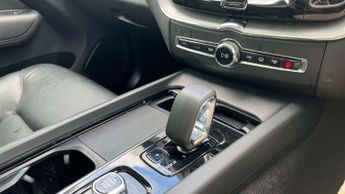Volvo XC60 2.0 T6 [350] RC PHEV Core Bright 5dr AWD Gtron
