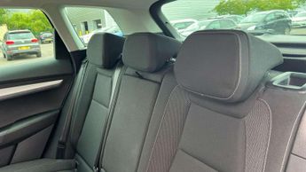 Skoda Karoq 1.0 TSI SE Drive 5dr