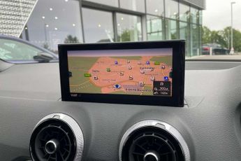 Audi Q2 35 TFSI S Line 5dr