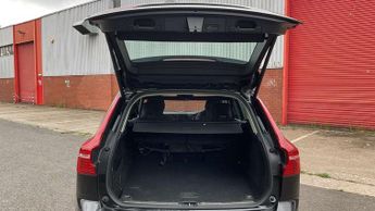 Volvo XC60 2.0 B4D Momentum 5dr AWD Geartronic