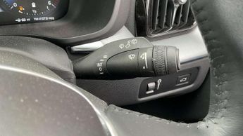 Volvo XC60 2.0 B4D Momentum 5dr AWD Geartronic