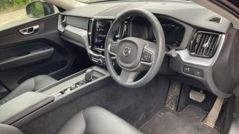 Volvo XC60 2.0 B4D Momentum 5dr AWD Geartronic