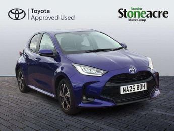 Toyota Yaris 1.5 Hybrid Design 5dr CVT