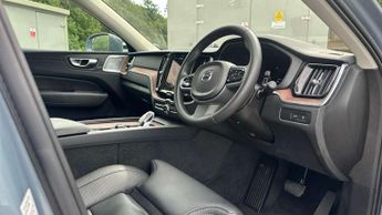Volvo XC60 2.0 T8 [455] RC PHEV Ultimate Dark 5dr AWD Gtron