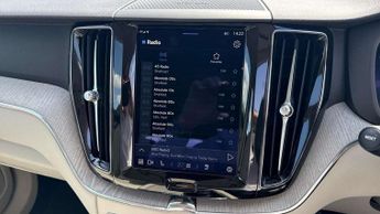 Volvo XC60 2.0 B4P Plus Dark 5dr Geartronic