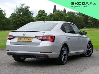 Skoda Superb 2.0 TDI CR Sport Line 5dr DSG [7 Speed]