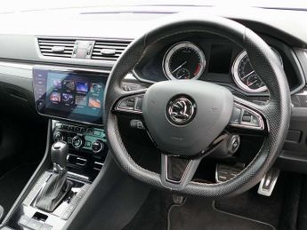 Skoda Superb 2.0 TDI CR Sport Line 5dr DSG [7 Speed]