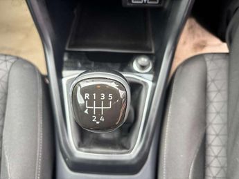 Volkswagen T-Cross 1.0 TSI SE 5dr