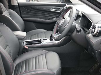 MG HS 1.5 T-GDI PHEV Trophy 5dr Auto