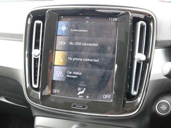 Volvo XC40 1.5 T3 [163] Momentum 5dr Geartronic