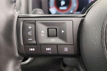 Nissan Qashqai 1.3 DiG-T MH 158 Premiere Edition 5dr Xtronic