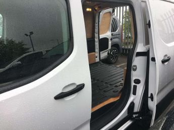 Toyota Proace City 1.5D 100 Active Van [6 Speed]