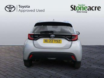 Toyota Yaris 1.5 Hybrid Design 5dr CVT