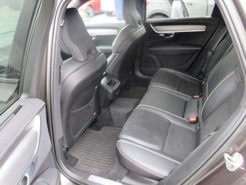 Volvo V90 2.0 B5P R DESIGN 5dr Auto