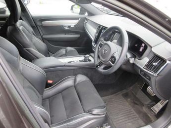 Volvo V90 2.0 B5P R DESIGN 5dr Auto