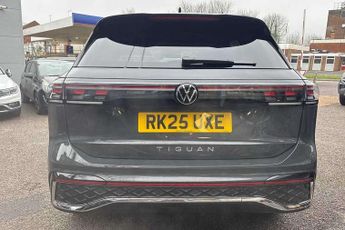Volkswagen Tiguan 2.0 TDI R-Line 5dr DSG