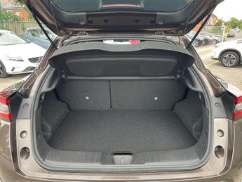 Nissan Juke 1.0 DiG-T 114 Tekna 5dr