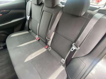 Nissan Qashqai 1.3 DiG-T Acenta Premium 5dr