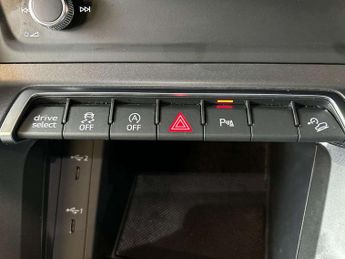 Audi Q3 35 TFSI Black Edition 5dr