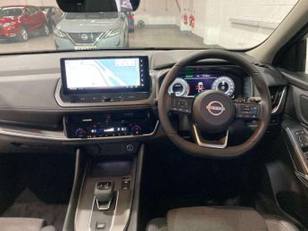 Nissan Qashqai 1.3 DiG-T MH 158 N-Connecta 5dr Xtronic