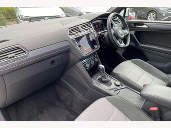 Volkswagen Tiguan 2.0 TDi 150 4Motion R-Line 5dr DSG