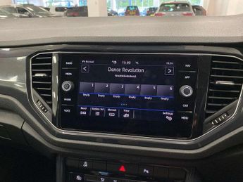 Volkswagen T-Roc 2.0 TSI 4MOTION SEL 5dr DSG