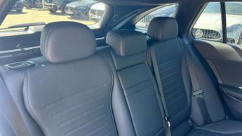 Mercedes-Benz C-Class Estate C220d AMG Line 5dr 9G-Tronic