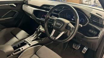 Audi Q3 35 TFSI S Line 5dr S Tronic