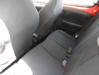Peugeot 108 1.0 Active 5dr