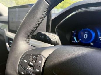 Ford Focus 1.0 EcoBoost Hybrid mHEV 155 Titanium X Ed 5dr