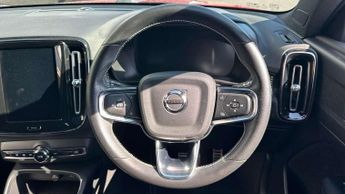 Volvo XC40 1.5 T3 [163] R DESIGN 5dr Geartronic