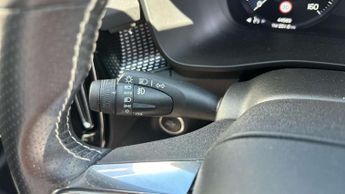 Volvo XC40 1.5 T3 [163] R DESIGN 5dr Geartronic