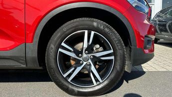 Volvo XC40 1.5 T3 [163] R DESIGN 5dr Geartronic
