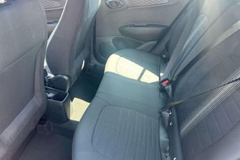 Hyundai i10 1.0 MPi SE Connect 5dr Auto