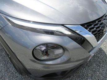 Nissan Juke 1.0 DiG-T N-Connecta 5dr DCT