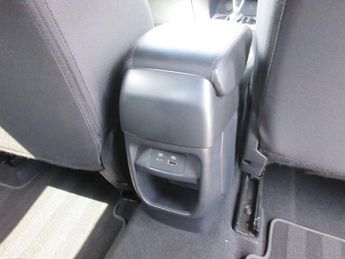 Nissan Juke 1.0 DiG-T N-Connecta 5dr DCT